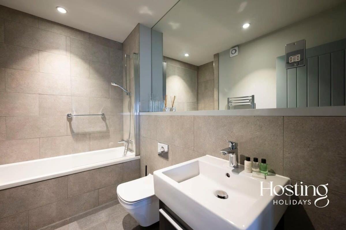 Stylish Luxury Apartment In The Centre Of Henley מראה חיצוני תמונה